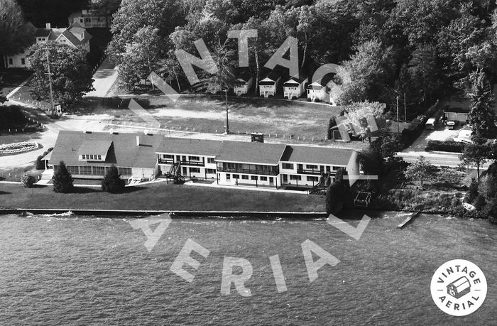 Portage Point Resort (Portage Point Inn) - 1983 Aerial